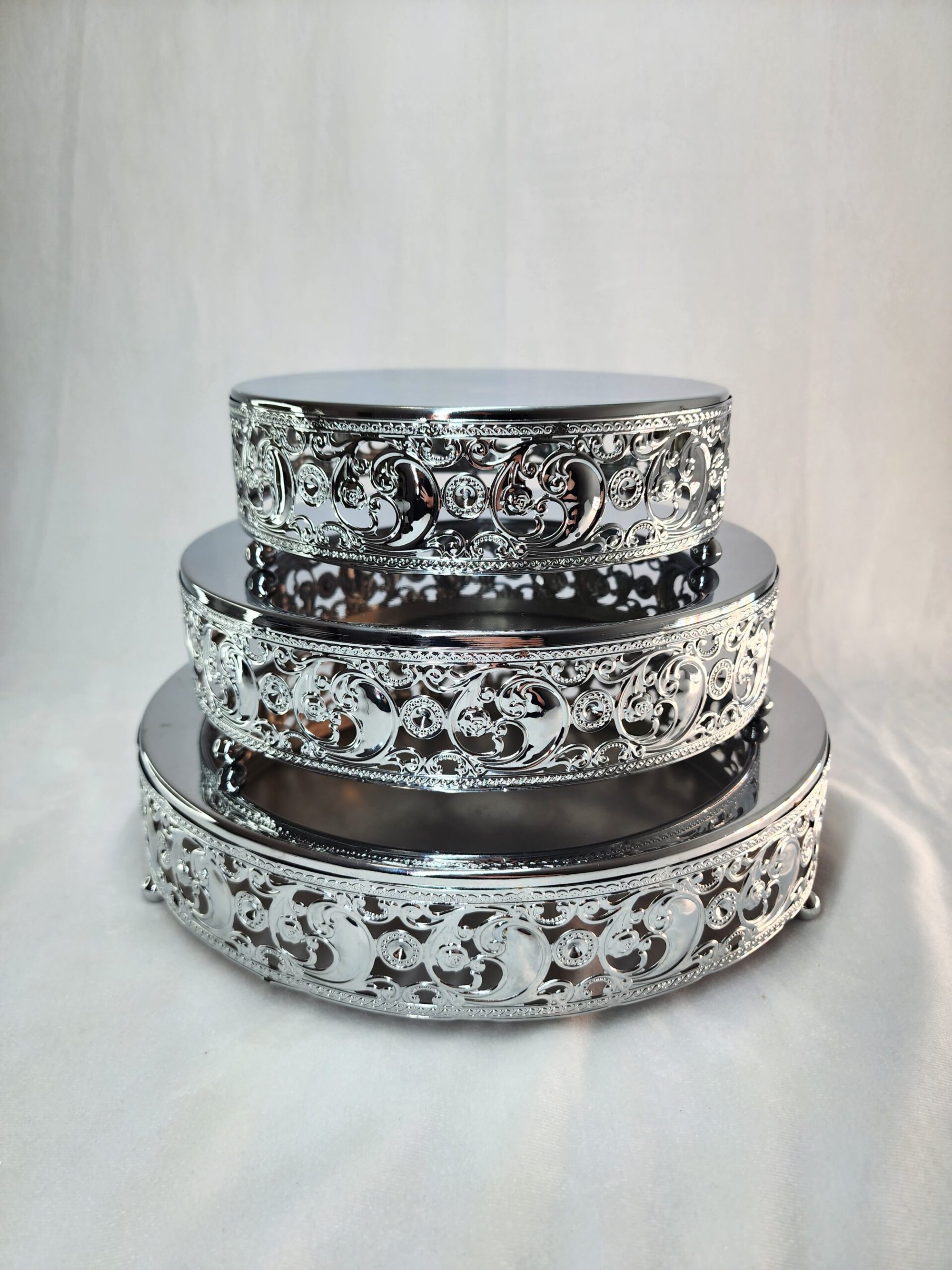 silver-pedestal image 1
