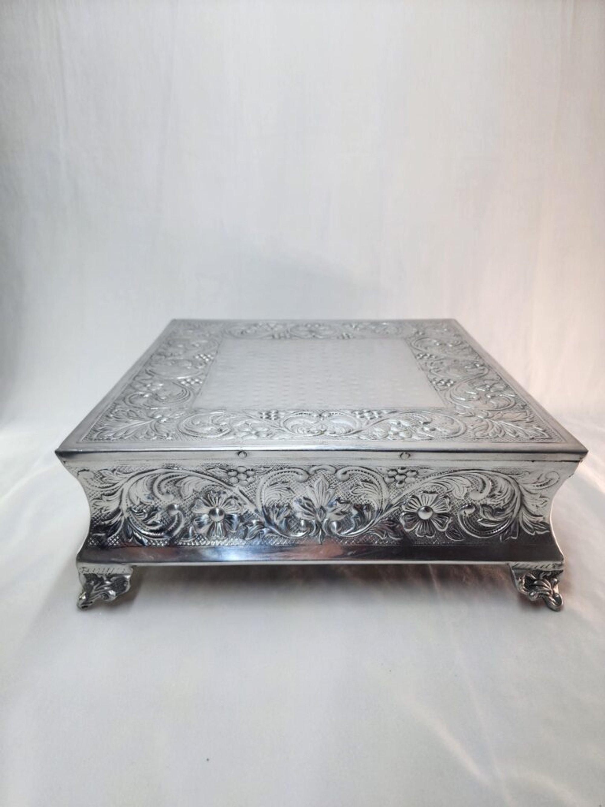 silver-metal-stand-14-12-10 image 1