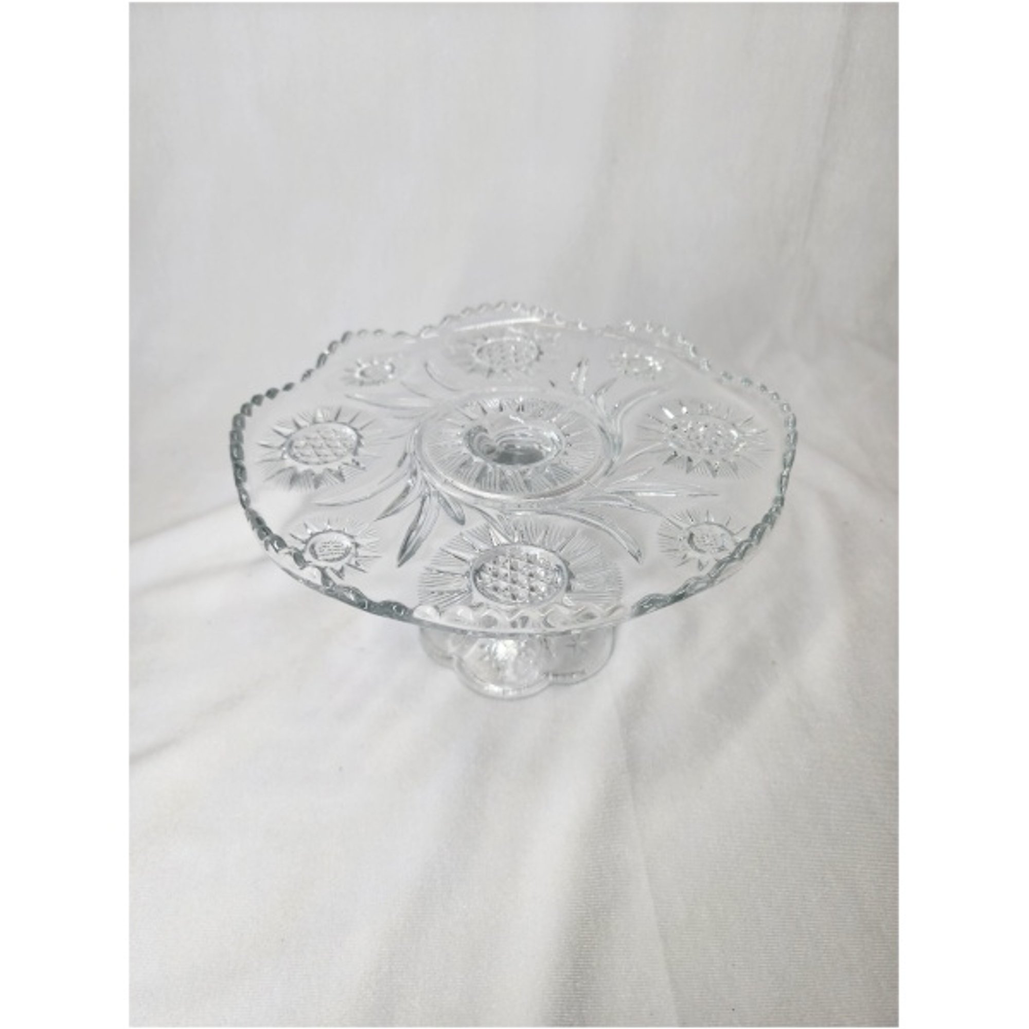 crystal-pedestal-8-5 image 1