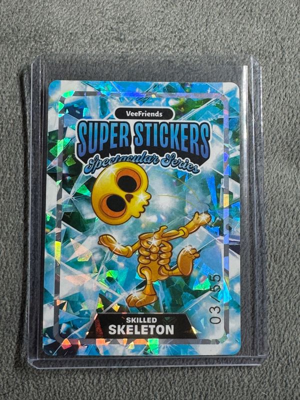 VeeFriends Super Stickers Spectacular Series Skilled Skeleton Gold on Diamond Numbered Parallel /55 Numbered 03/55