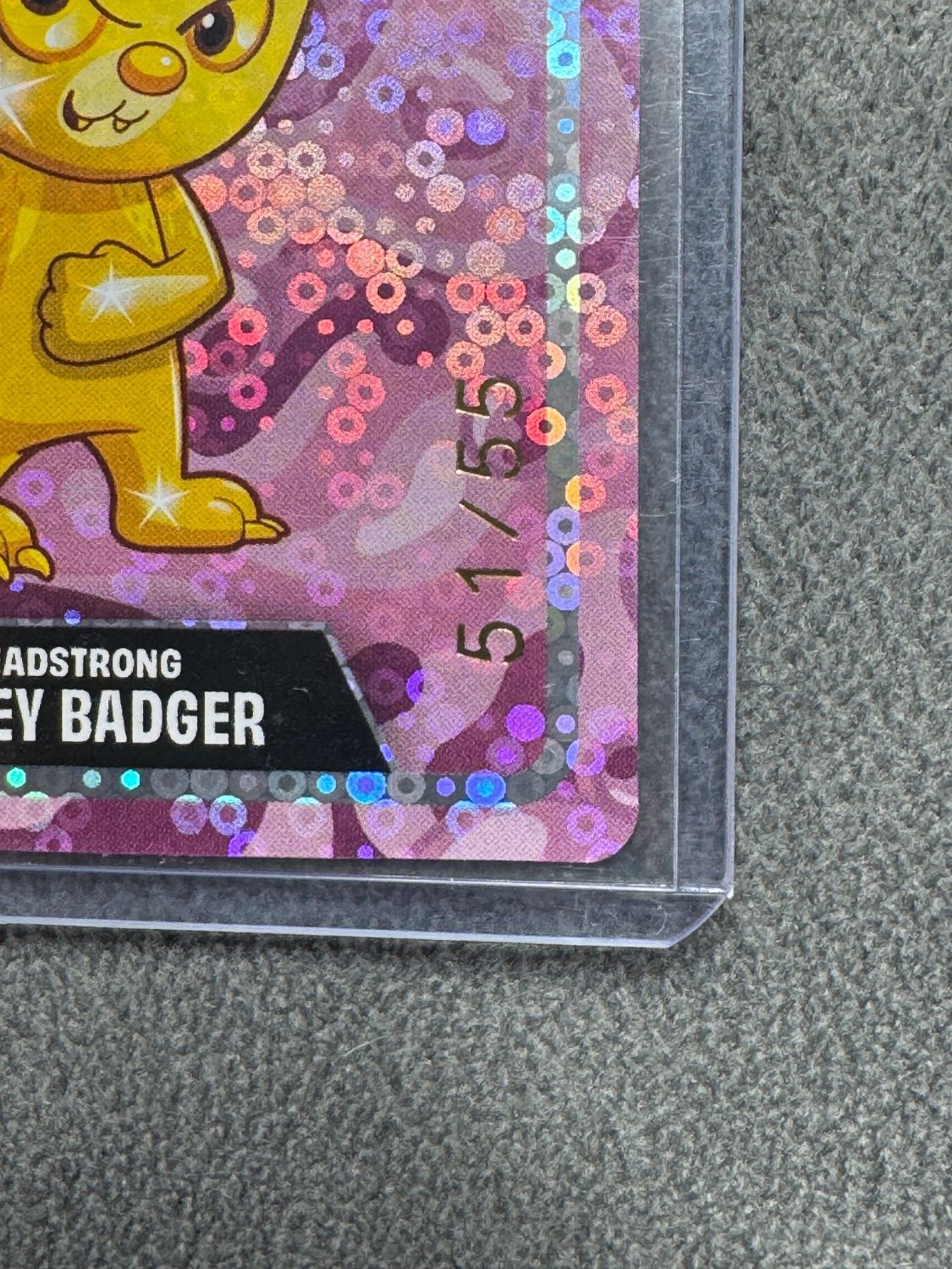 VeeFriends Super Stickers Spectacular Series Headstrong Honey Gold / Bubble Gum Numbered 51/55