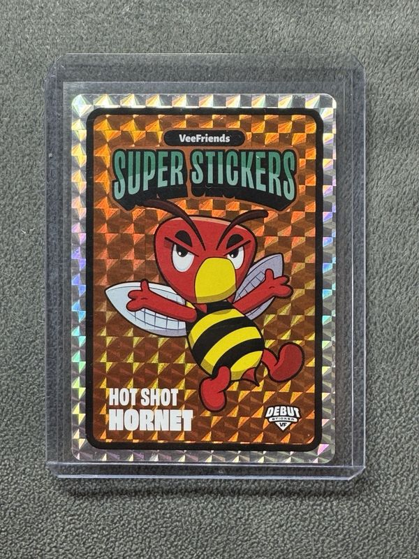 VeeFriends Super Stickers Hot Shot Hornet Debut Non-Sport Trading Card 2026