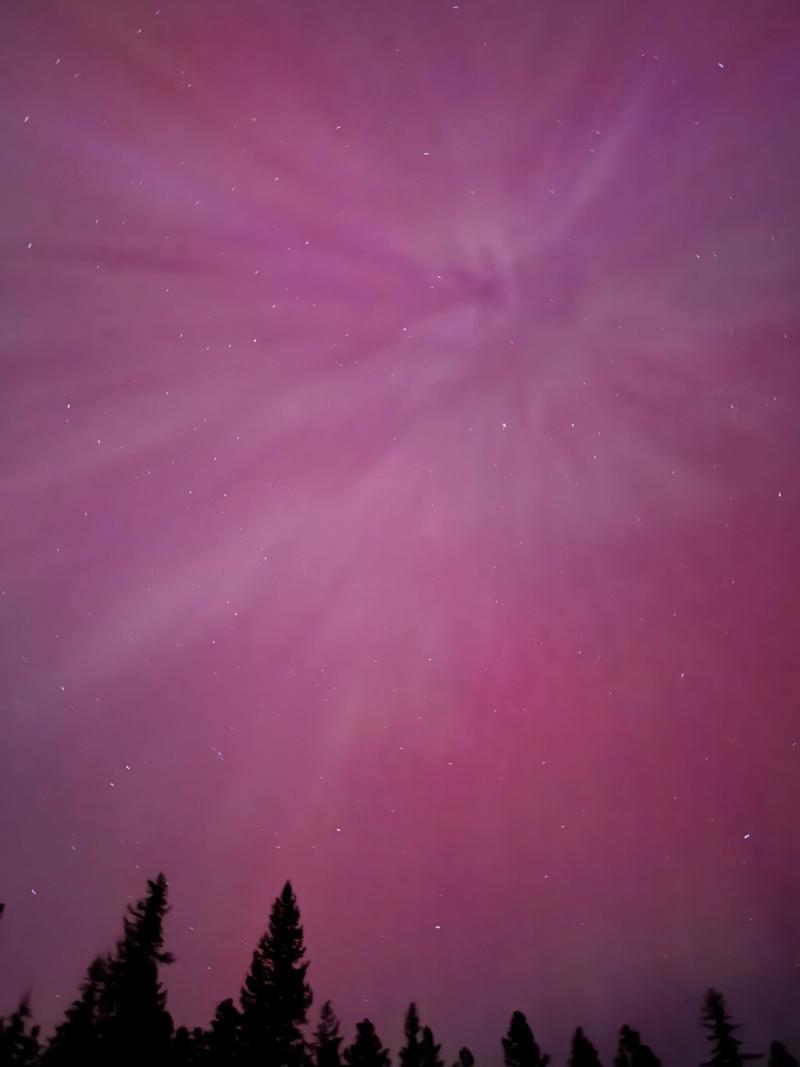 Green Aurora & Starfield