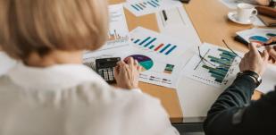 How to Develop a Corporate Treasury Policy with Examples