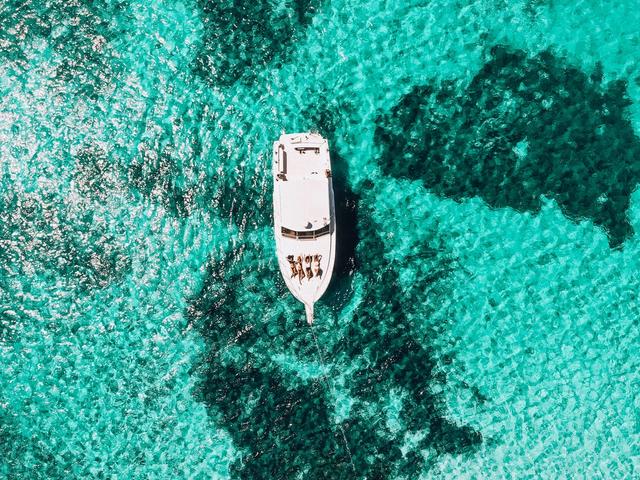 Private yachts