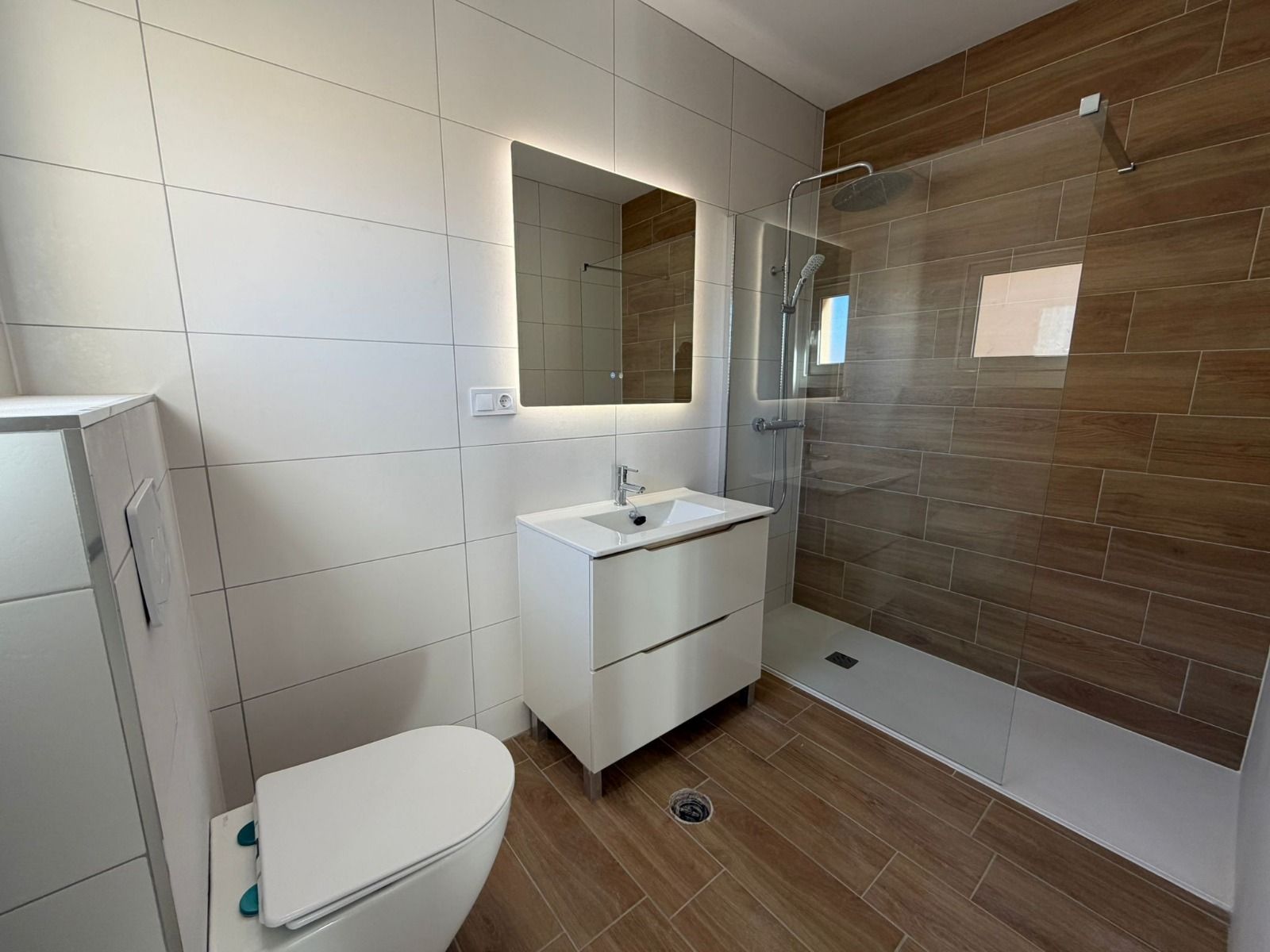 Sale with 3 bedroom Penthouse on Costa Calida - Image 11