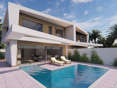 A Home with a Private Pool for Your Family