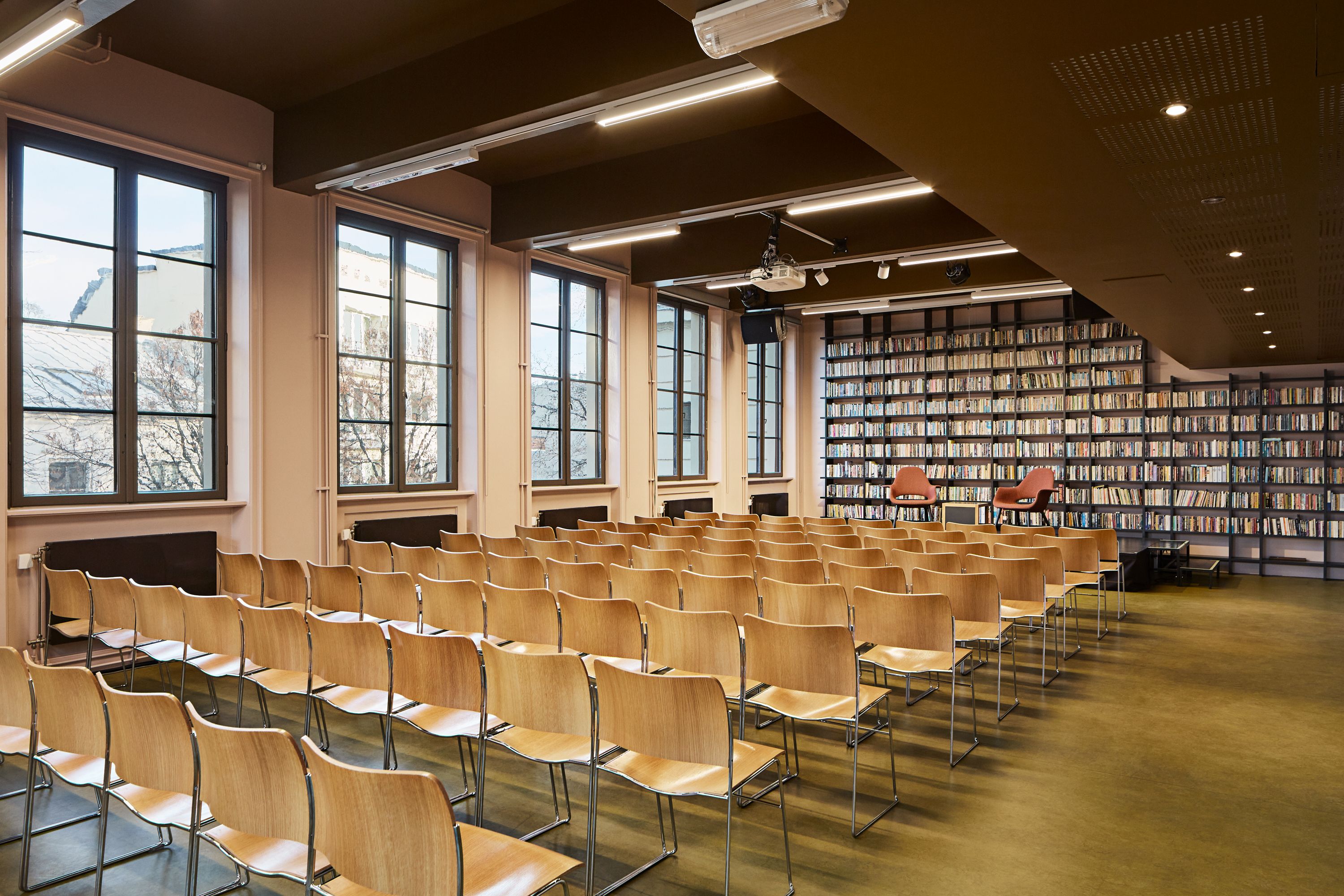 Leie Lokaler På Litteraturhuset