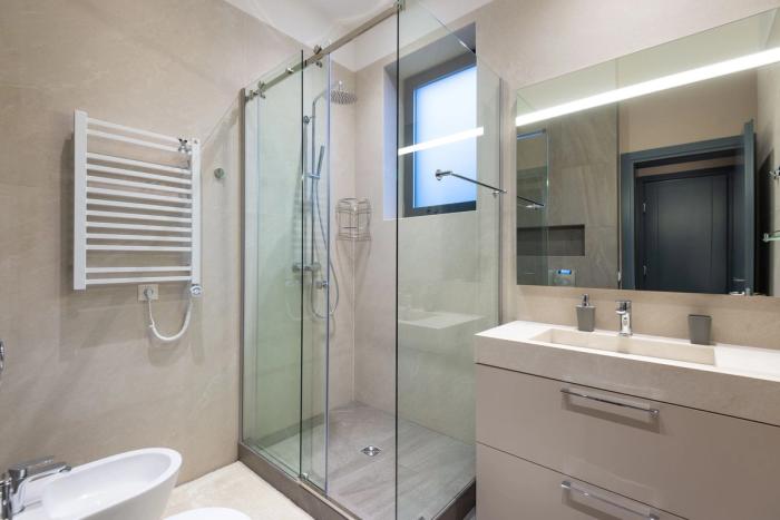 Bathroom refit, Hamilton