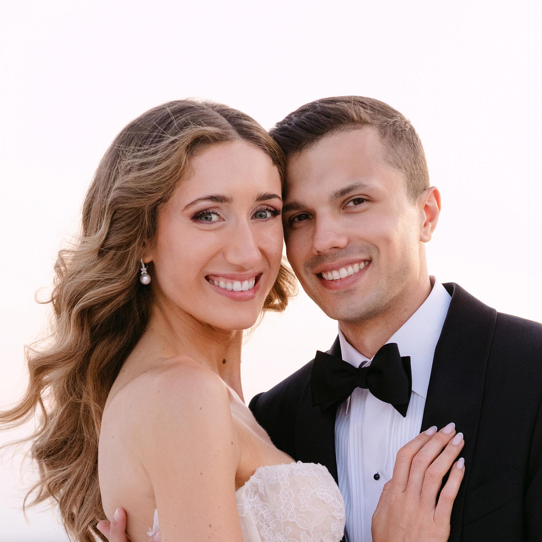 Nicole&John - A stunning floral arrangement by manfler showcasing 