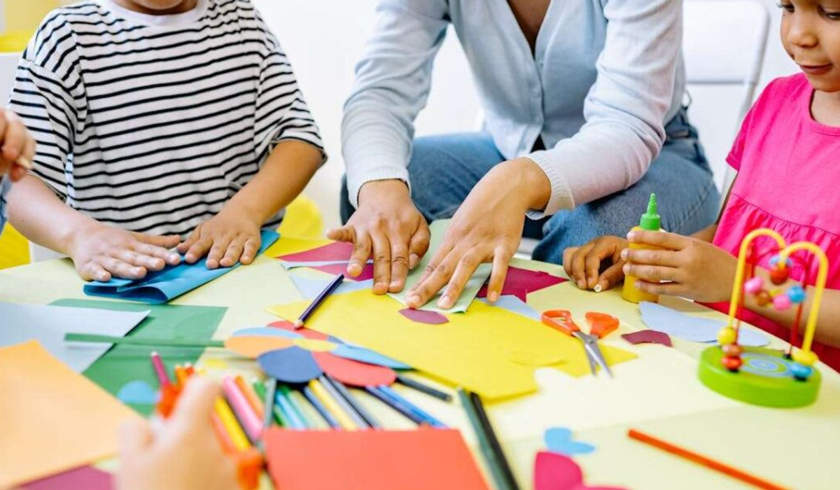 kindergarten students in class