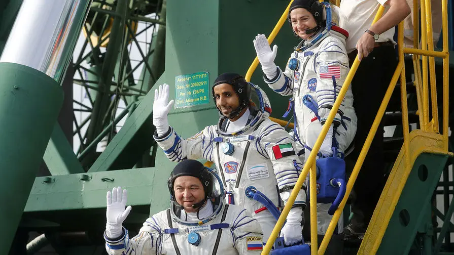 SOYUZ MS-15