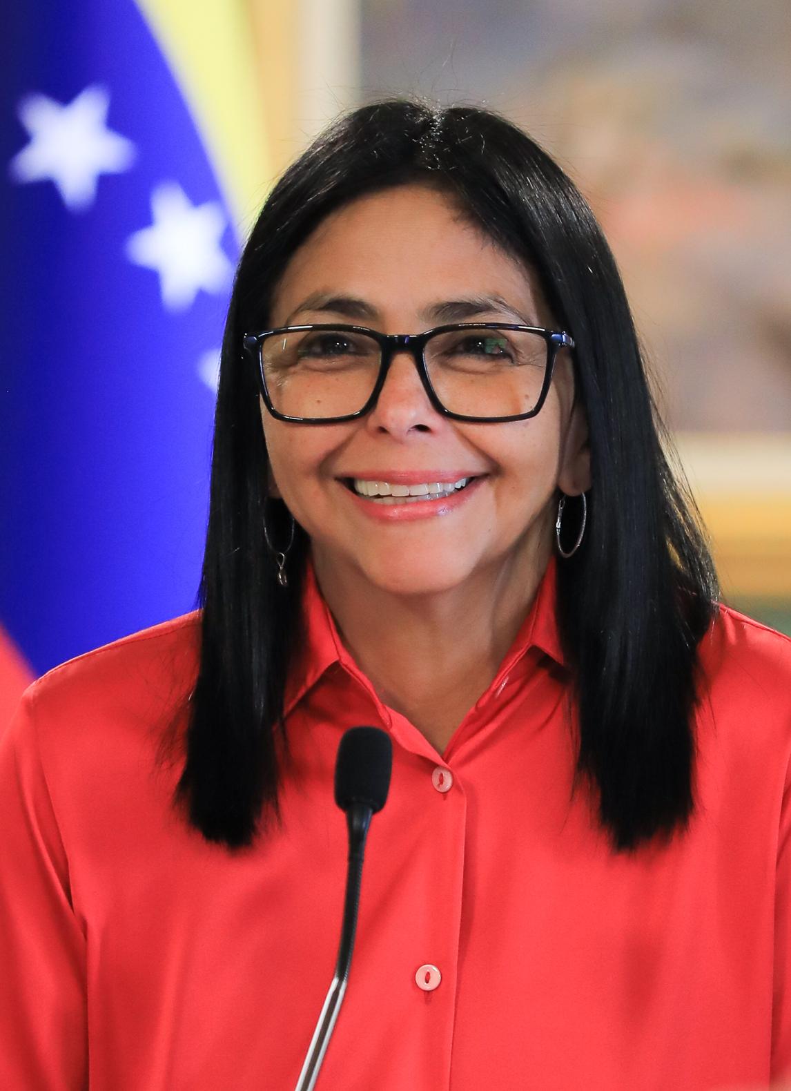 Retrato de Delcy Rodríguez