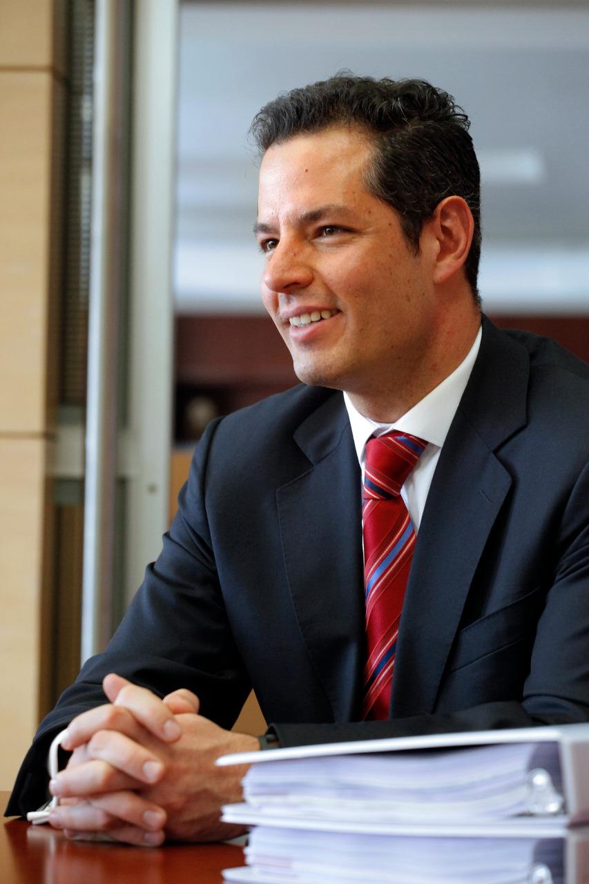 Murat pide en Madrid fortalecer el multilateralismo y regular la inteligencia artificial