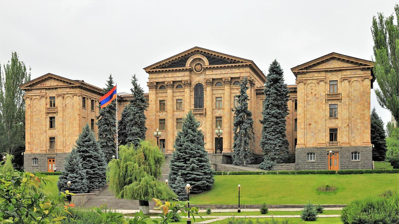 politics of Armenia, overview of the political system of Armenia