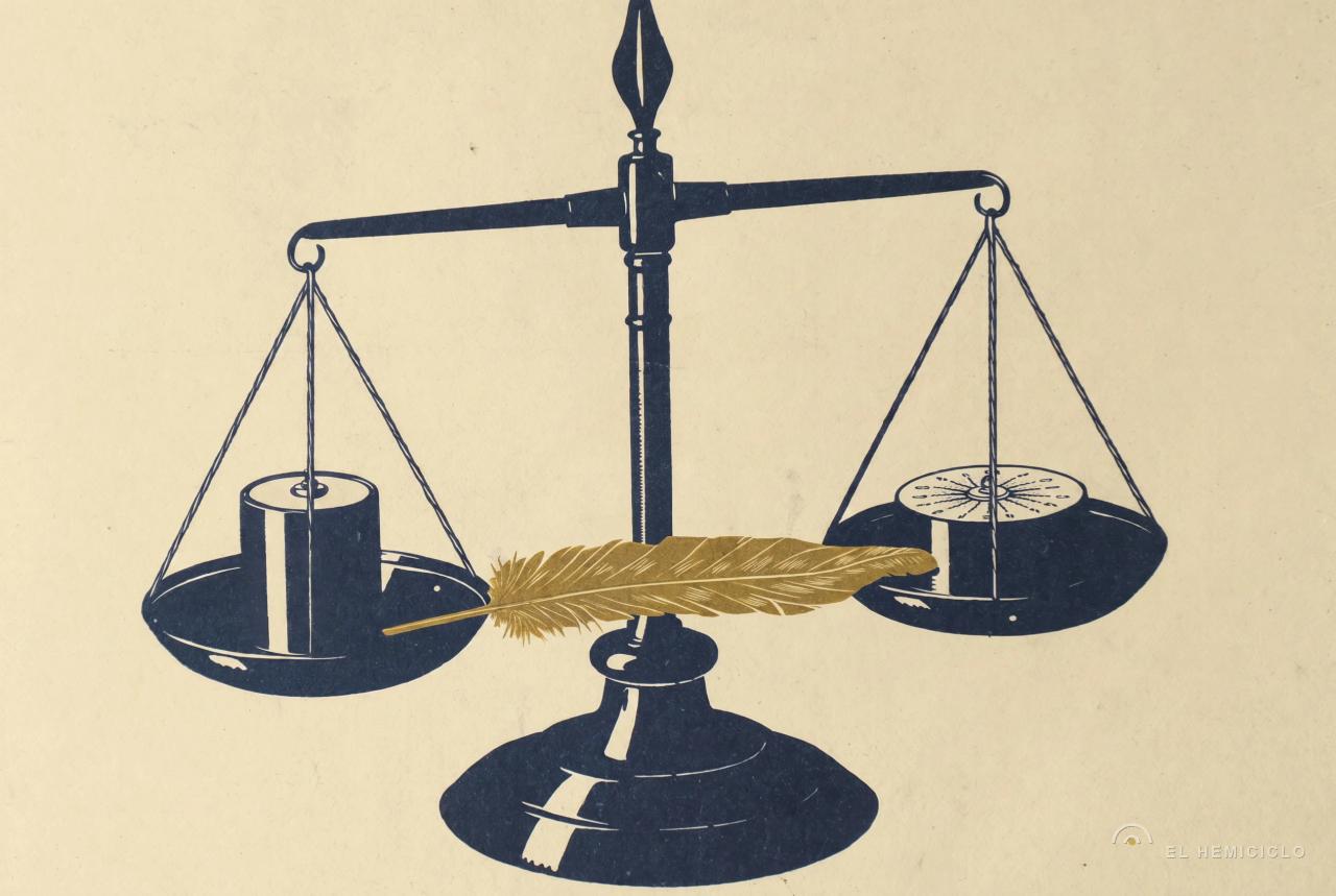 Balanza de justicia con platos equilibrados, símbolo clásico de la equidad y el equilibrio legal