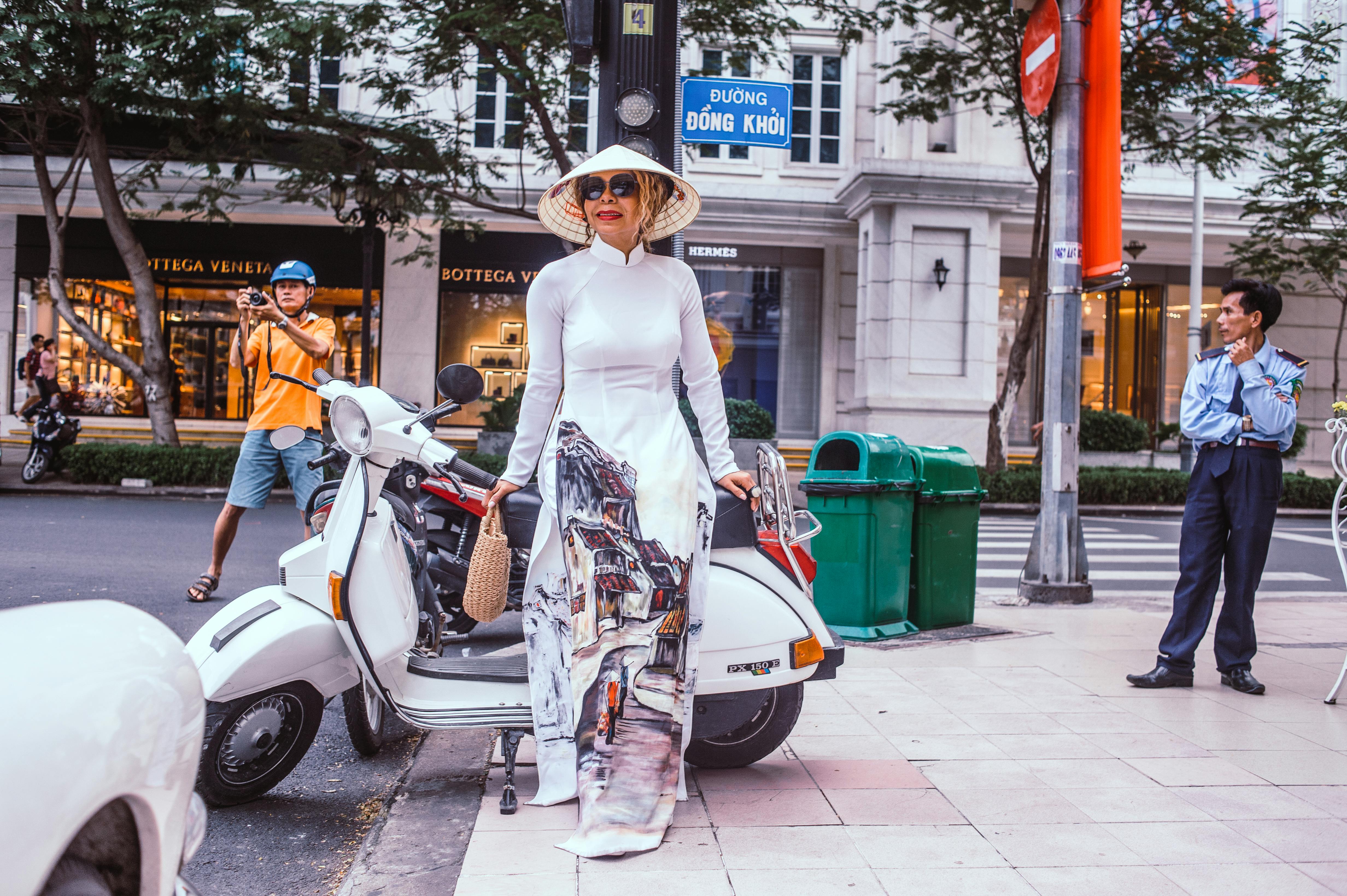Vintage Vespa Expeditions