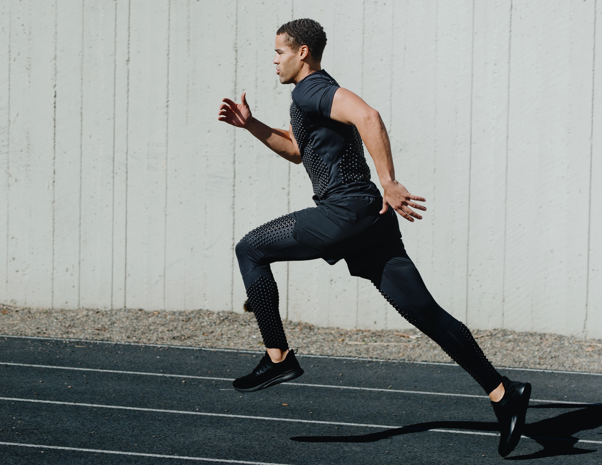 Two Running Plans with OMORPHO MicroLoad™ Weighted Running Gear