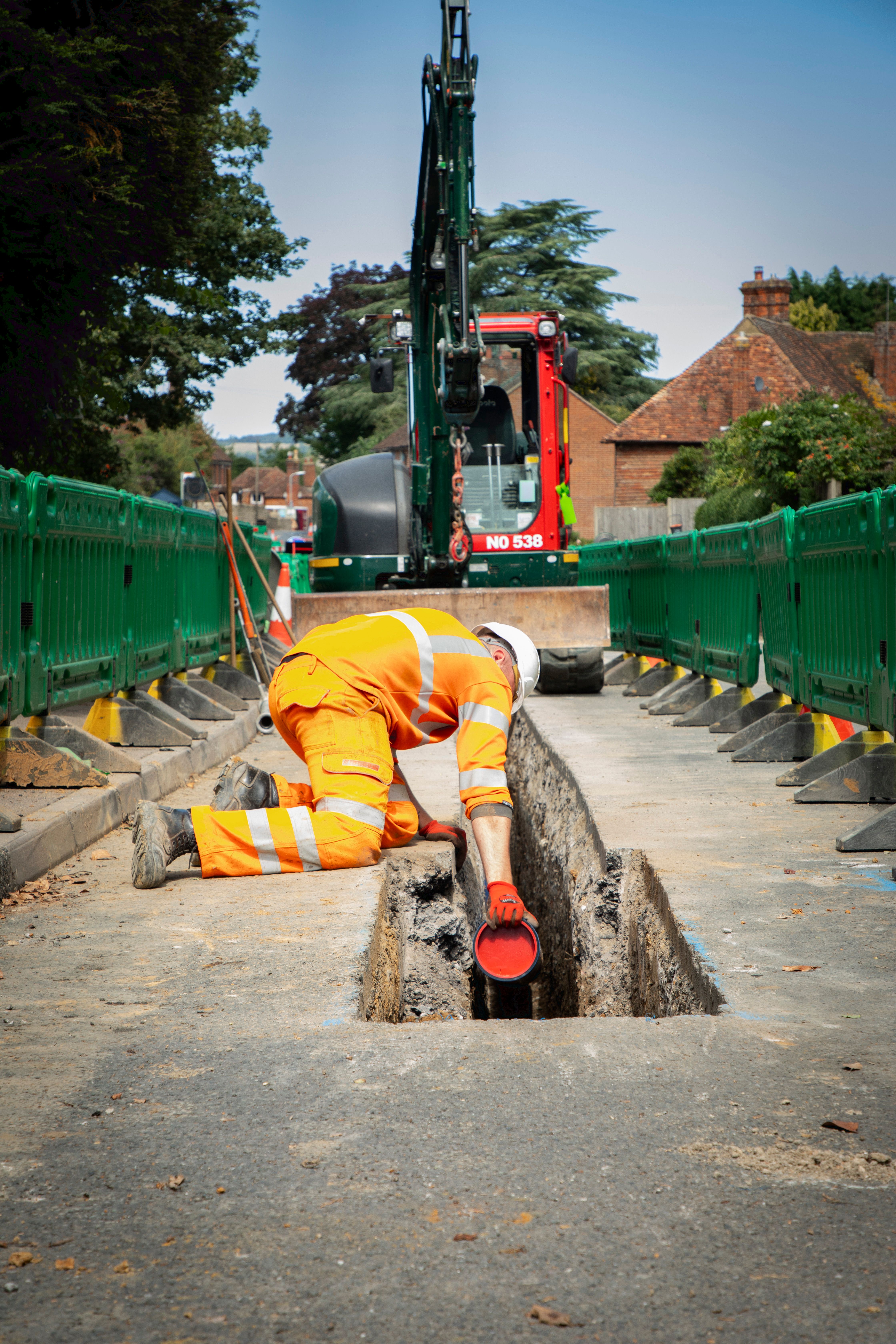 Water Main Replacement in Upper Street Leeds South East Water