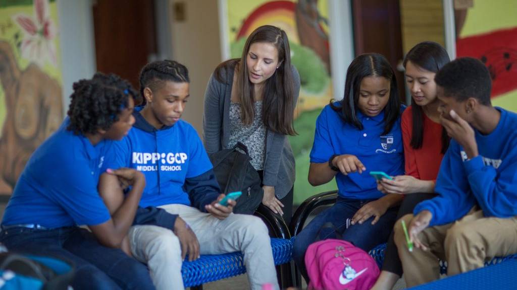 Real Talk Delivers Sex Ed to Middle Schoolers Through Stories Presented as Text Message Conversations