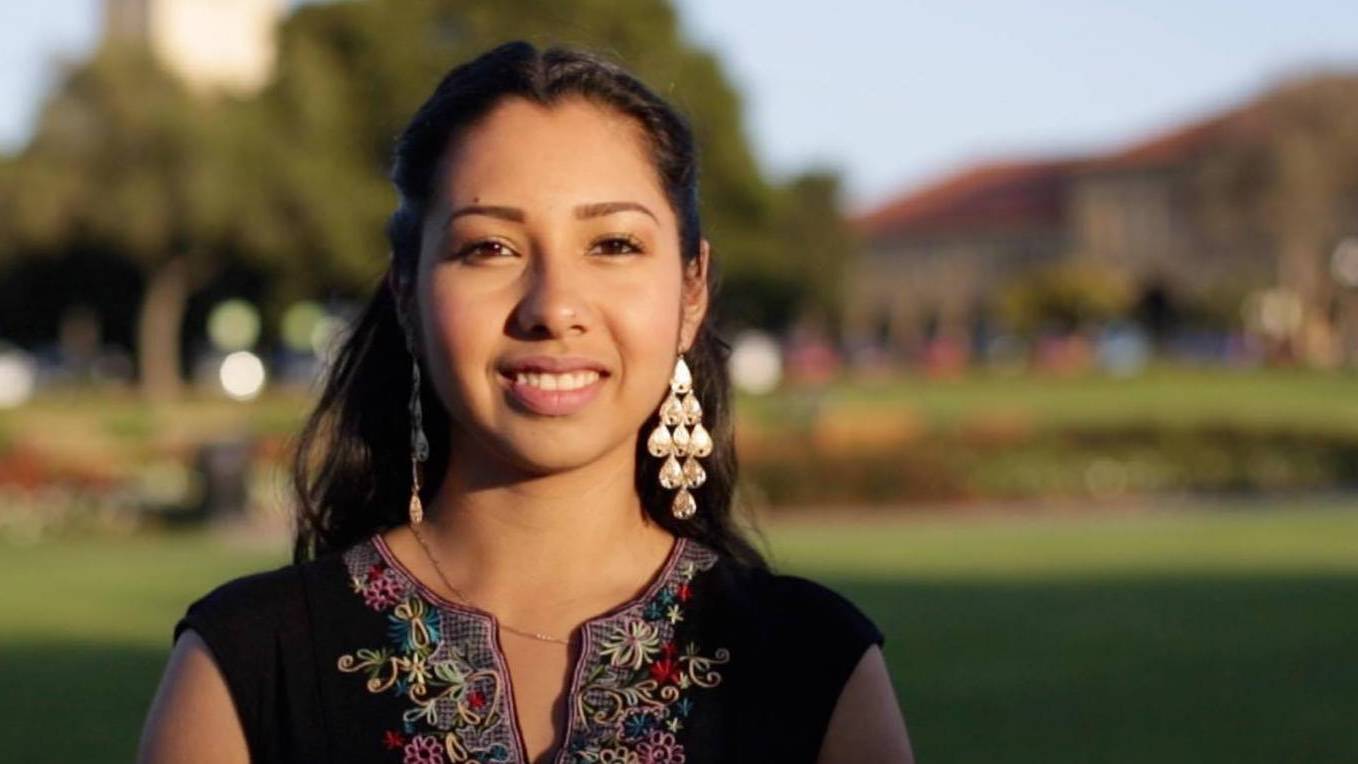 This DREAMer Built an App Connecting Undocumented Students to Hard-to-Find College Scholarships