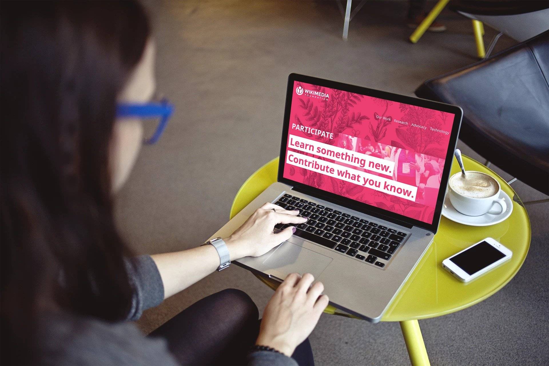 5 Benefits of Volunteering (Hint, you can do it on your phone) – Fast Forward