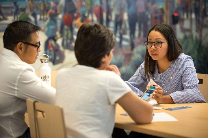 This DREAMer Built an App Connecting Undocumented Students to Hard-to-Find College Scholarships – Fast Forward