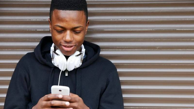 MindRight Helps Youth Recover From Trauma Via SMS Mental Health Coaching