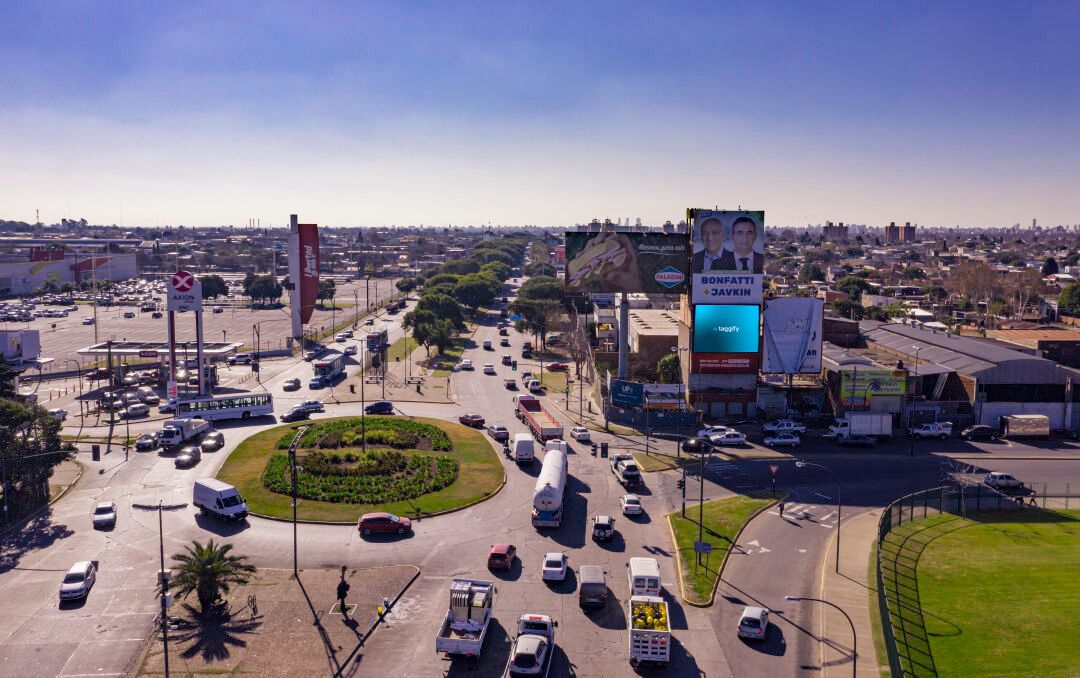 AR - Santa Fe - Rosario - Bv Oroño y Av Circunvalacion - Rosario