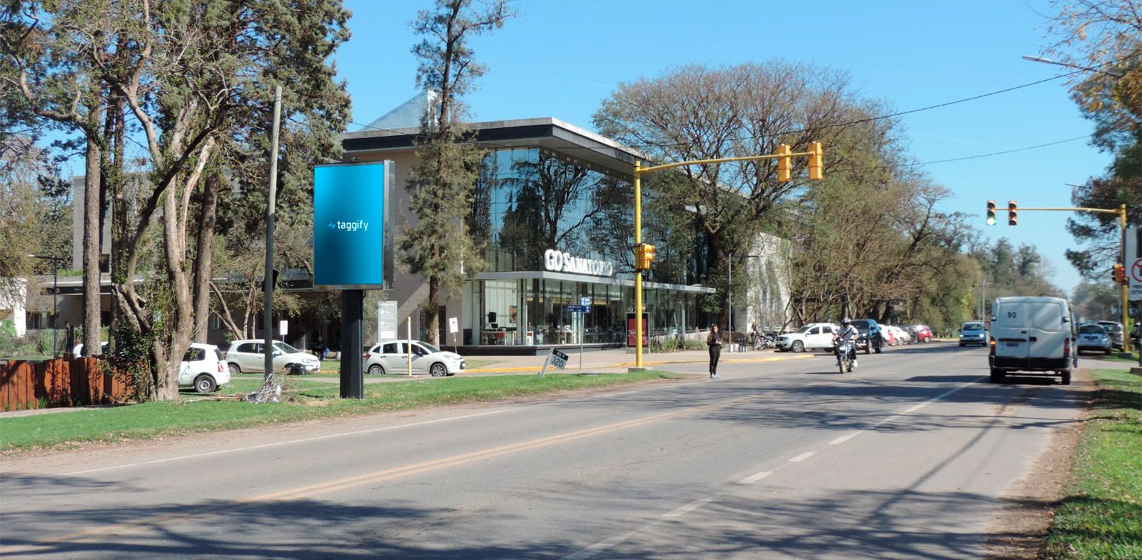 AR - Santa Fe - Funes - Ruta 9 y Miguel Galindo - Este - Santa Fe