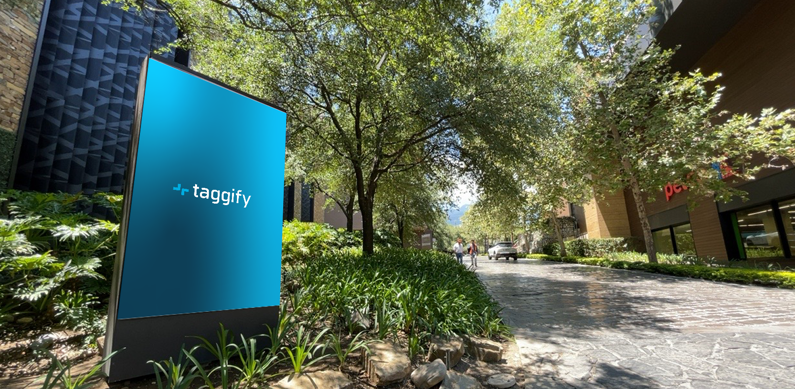 MX - Nuevo Leon - Monterrey - Pueblo Serena - Iglesia - Sur - Carretera Nacional 500 - Valle Alto - Monterrey