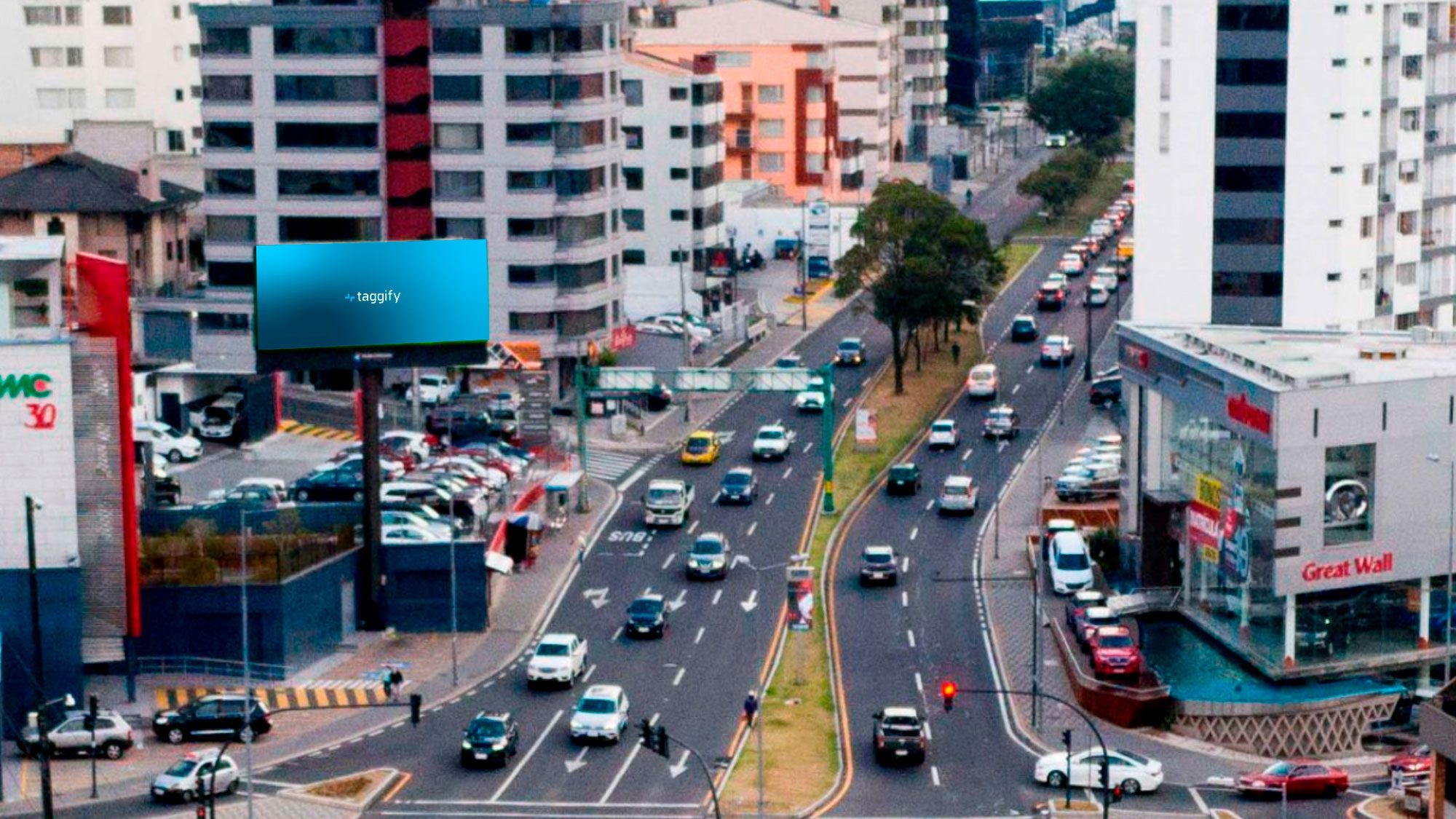 EC - El Batán - Av Eloy Alfaro Y Granados - Quito