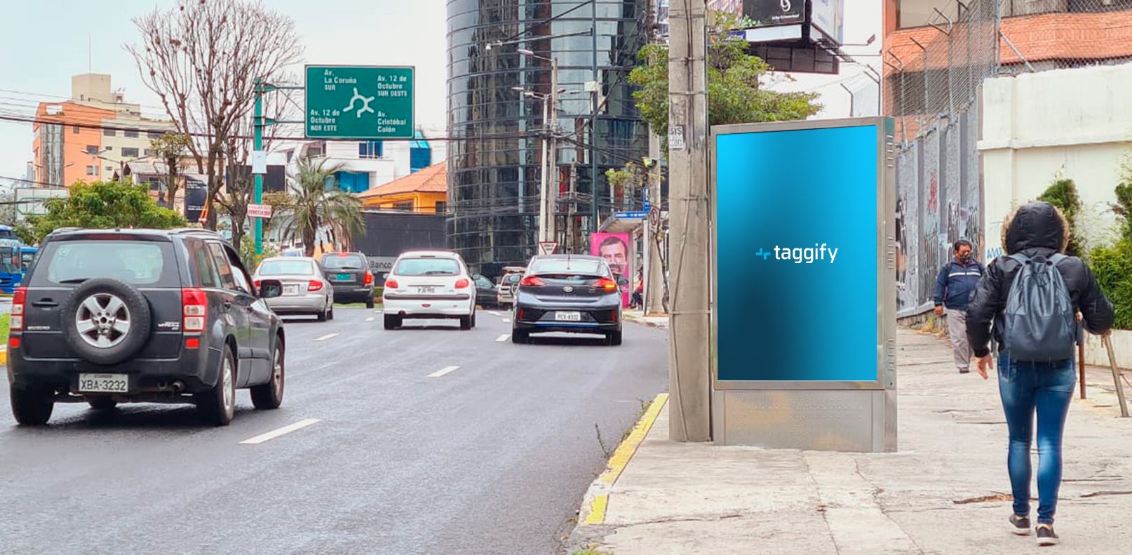 EC - Pichincha - Quito - Coruna - Colon - Ingreso A Umet - Quito