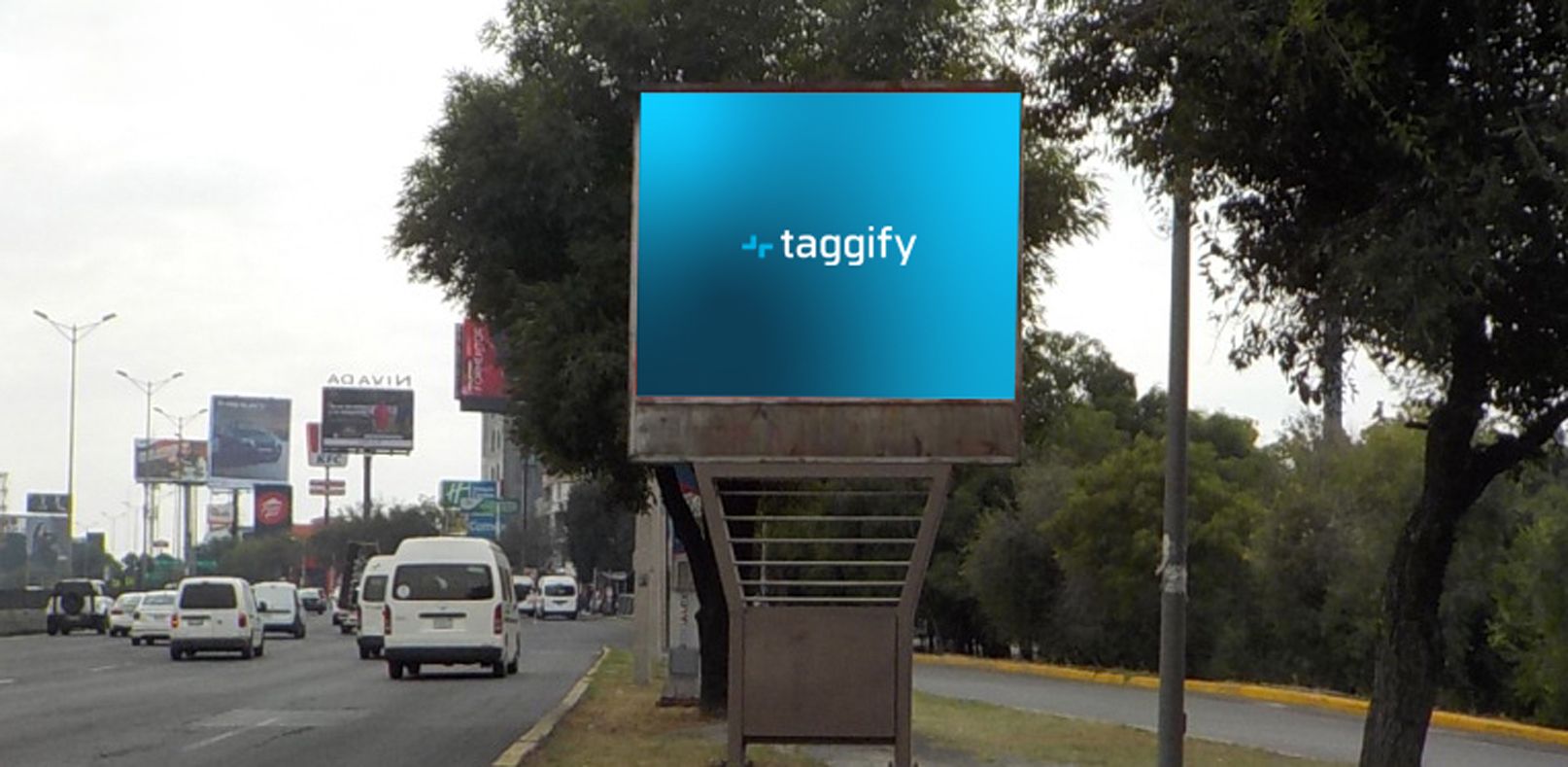 MX - Estado de Mexico - Blvd. Manuel Avila Camacho frente a Plaza Satélite (Circuito Misioneros) - State of Mexico