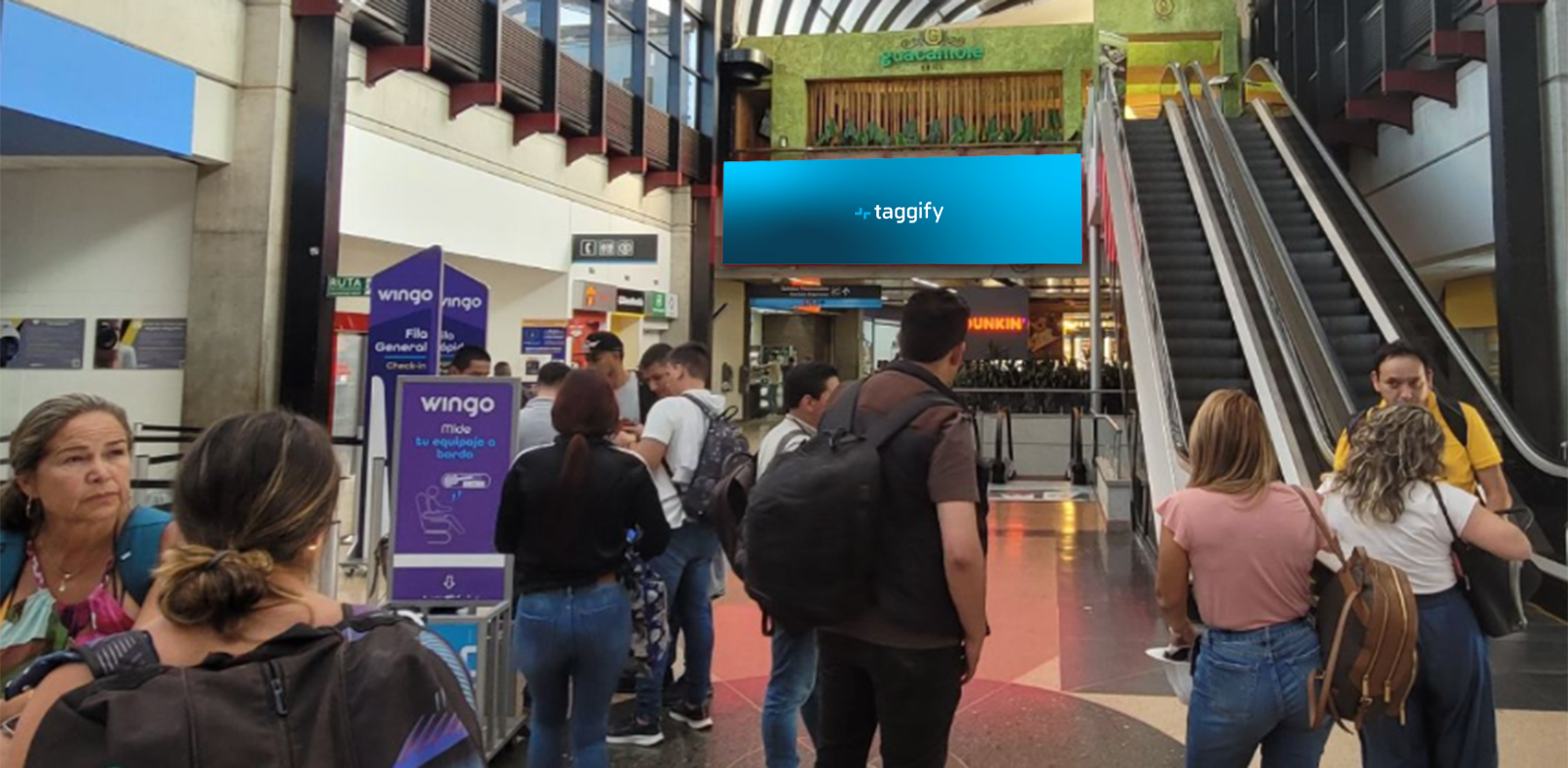CO - Medellin - Aeropuerto - Hall Counters Guacamole - Medellín