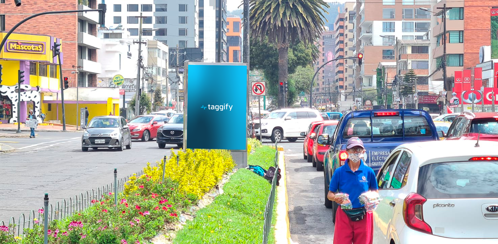 EC - Pichincha - Quito - Eloy Alfaro - Pablo Suarez - Frente A Edificio Terra - Quito