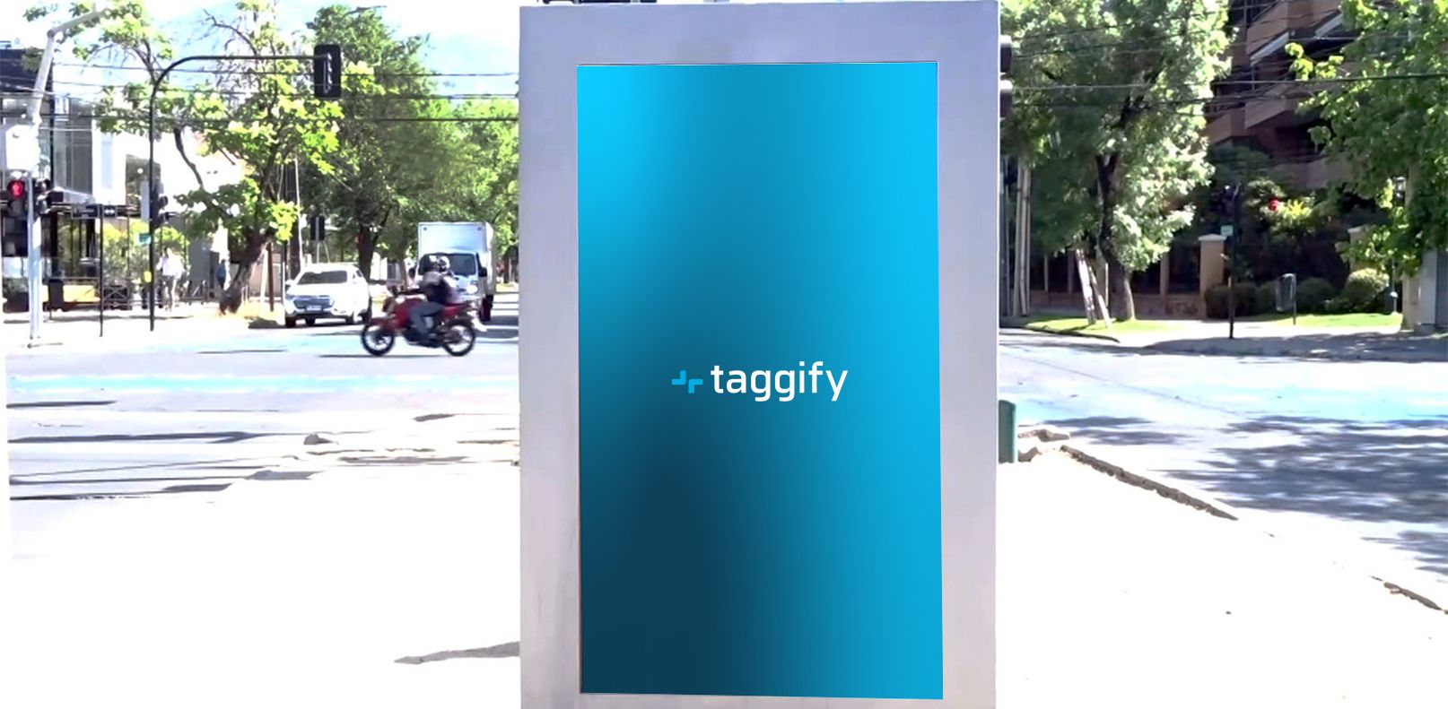 CL - Santiago - Vitacura - Nueva Costanera 3735 y Alonso de cordova - Vitacura