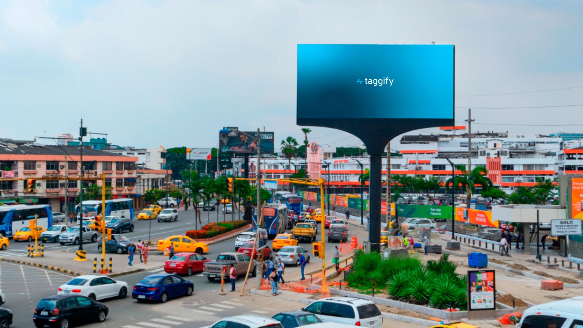 EC - Guayaquil - Ciudadela La FAE - Av Luis Plaza Dañin Y Av San Jorge Frente A San Marino - Guayaquil