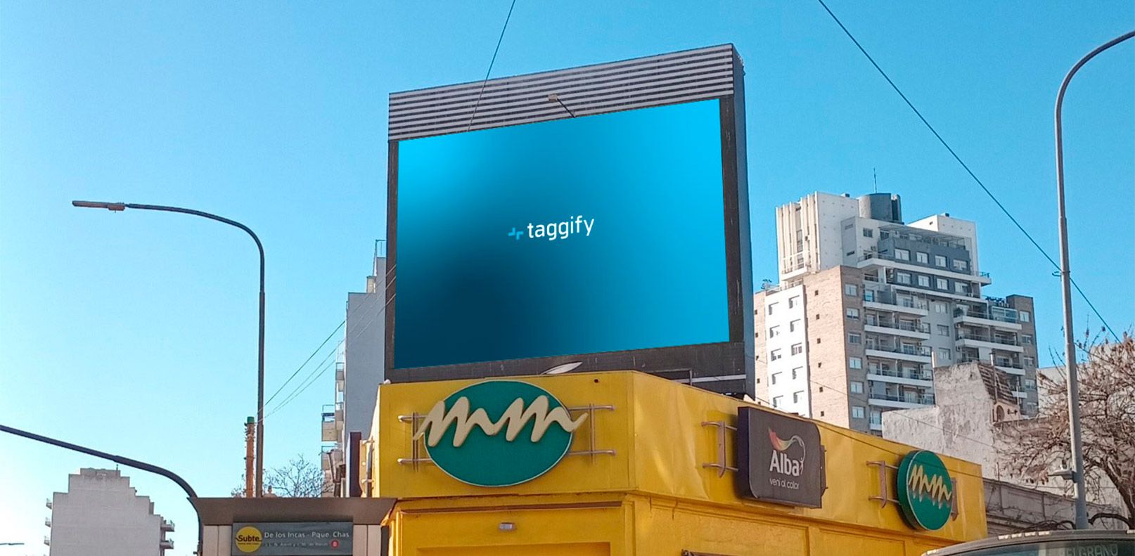 AR - CABA - Villa Urquiza - Av. Triunvirato 3700 - Buenos Aires