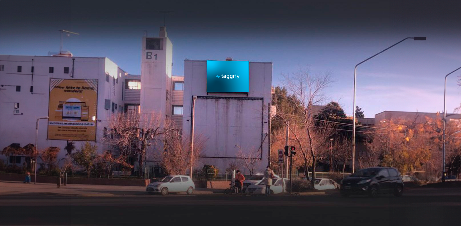 AR - Neuquen - Olascoaga y Ruta 22 - Neuquén