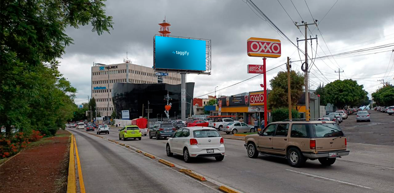 MX - Puebla - Puebla-boulevard Atlixco Y Galeria Las Animas V1 - Puebla