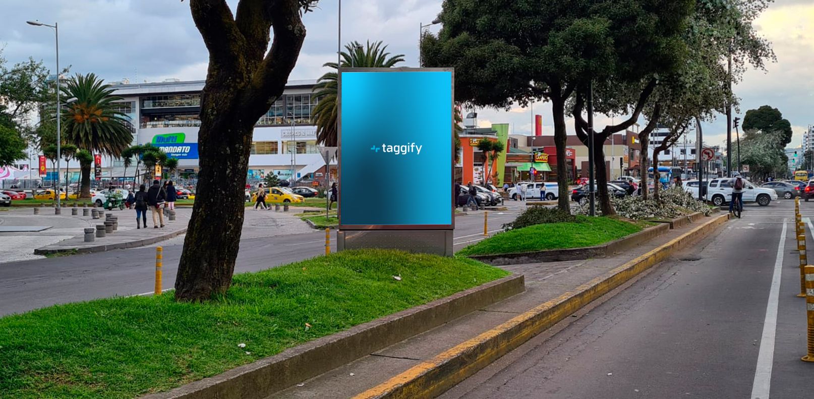 EC - Pichincha - Quito - Amazonas - Union Nacional De Periodistas - Fente Reg Civil - Quito