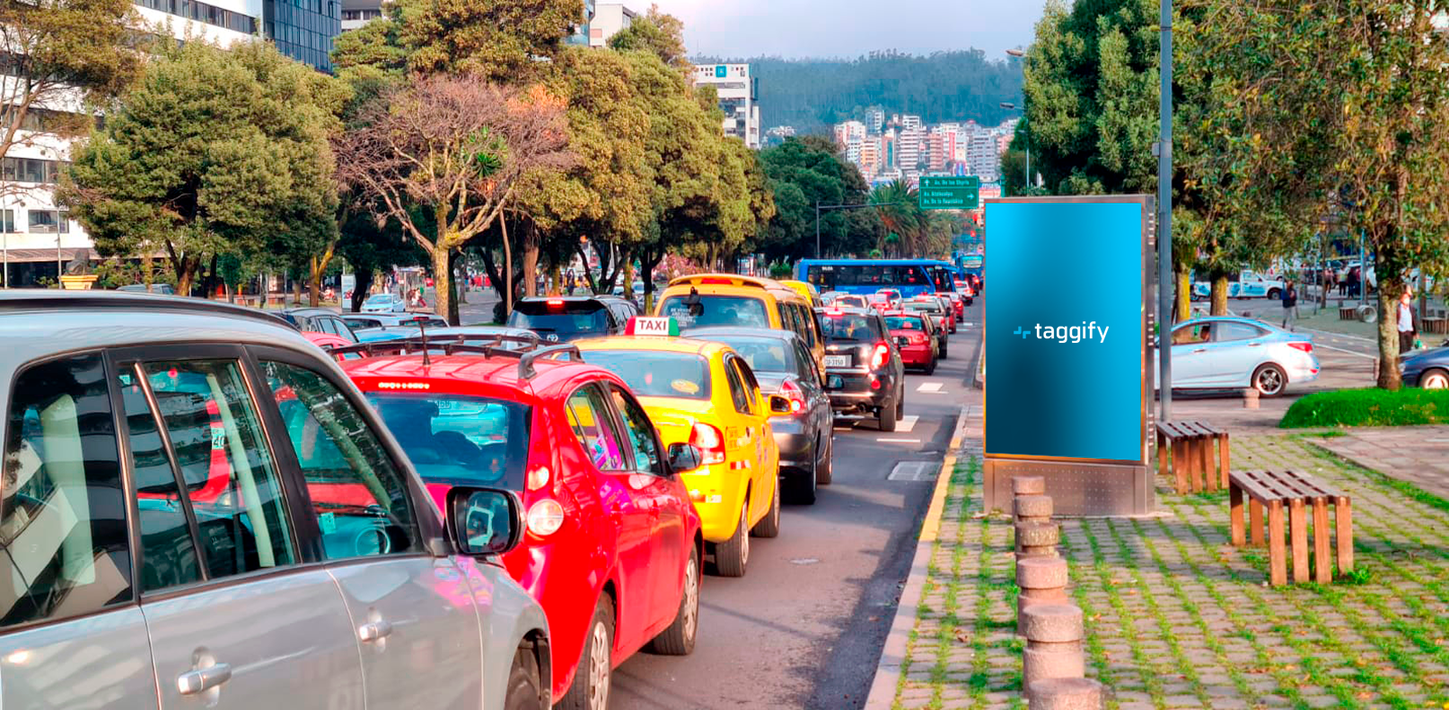 EC - Pichincha - Quito - Naciones Unidas - Inaquito - Ingreso A Dina - Quito