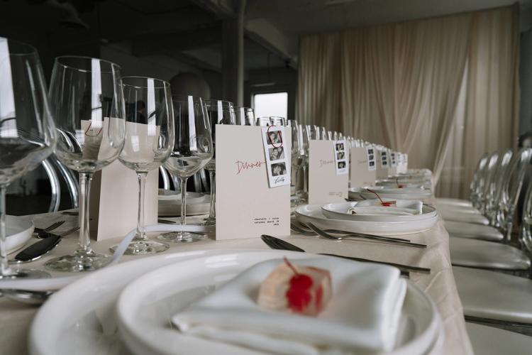 wedding menus with polaroids