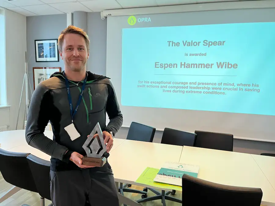 Espen Hammer Wibe tildeles the Valor Spear for 2024