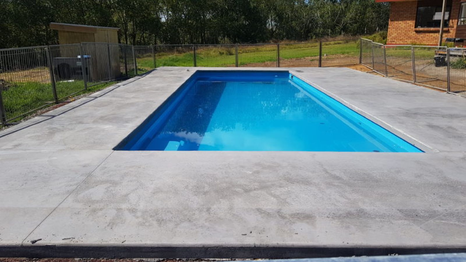 Poolside concrete paving