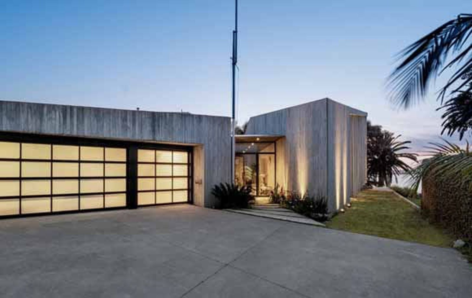 Landscaped concrete patio