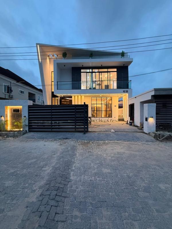 Five bedroom fully detached duplex in a secure estate in Lagos
  }