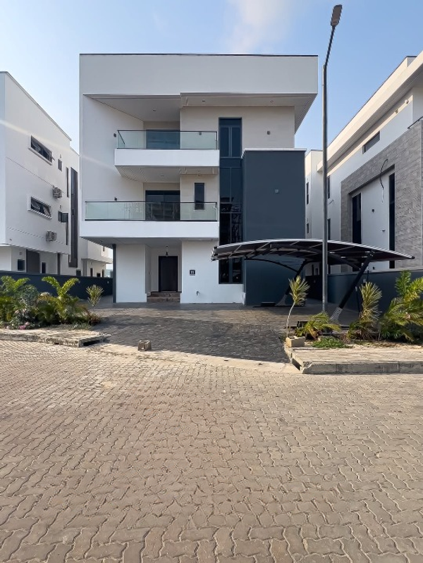 Five bedroom fully detached duplex with bq (716ikate) in Ikate