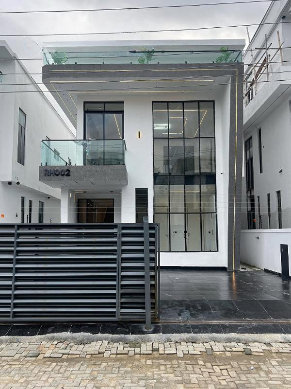 Five bedroom detached duplex in Chevron